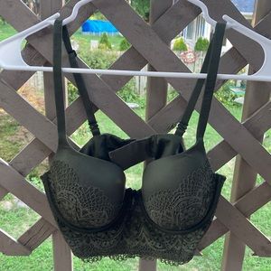 Victoria’s Secret Body by Victoria Demi-Buste Double LongLine 36C bra Army Green